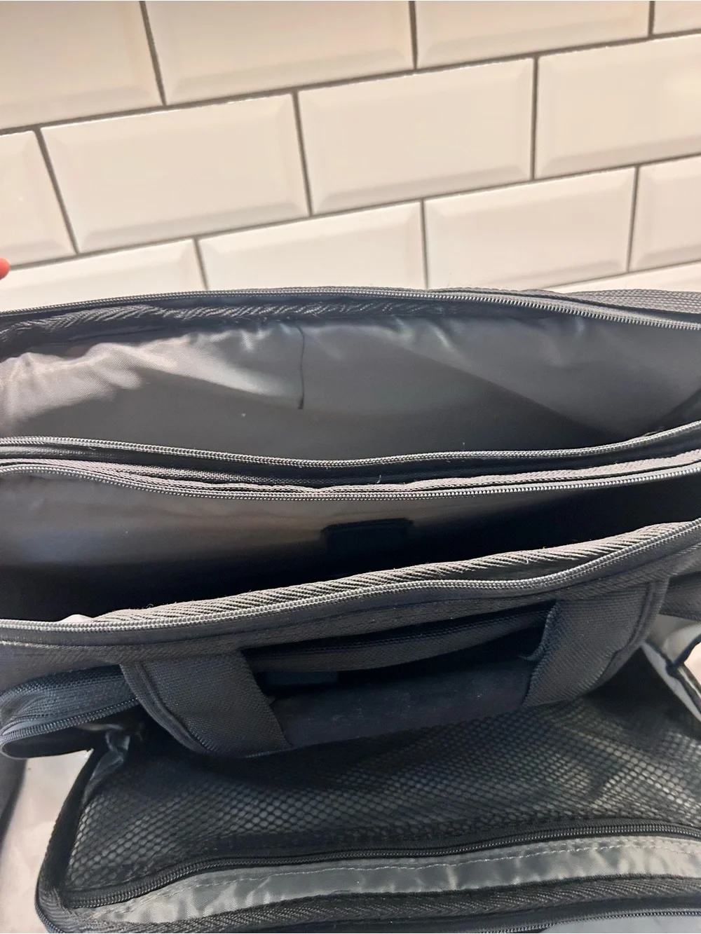 Dell Black Laptop Messenger Bag - Durable Business Brief